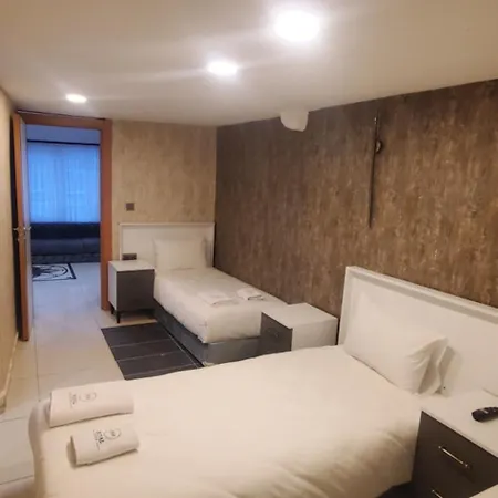 Royal Fsm * Stambuł